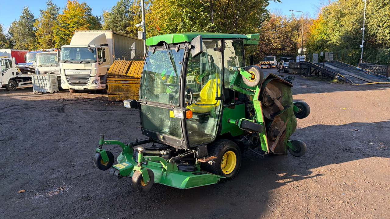 JOHN DEERE 1600 TURBO SERIES 2 - Garden mower: picture 2 JOHN DEERE 1600 TURBO SERIES 2 - Garden mower: picture 2