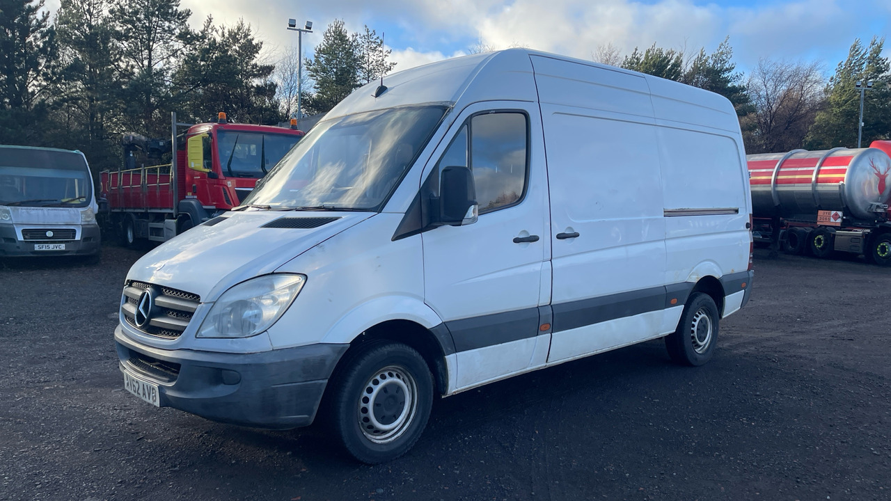 MERCEDES-BENZ SPRINTER 2.2 313 CDI - Panel van: picture 2 MERCEDES-BENZ SPRINTER 2.2 313 CDI - Panel van: picture 2