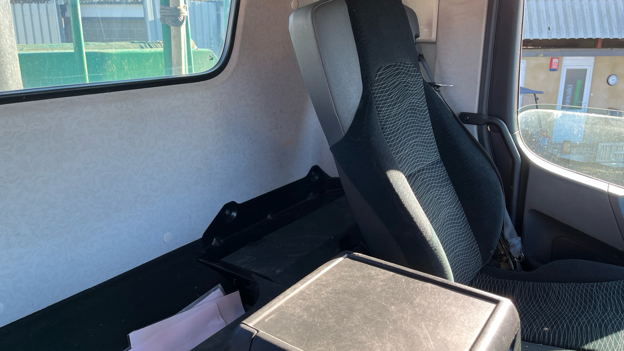 Tipper Mercedes-Benz Arocs 3240: picture 8 Tipper Mercedes-Benz Arocs 3240: picture 8