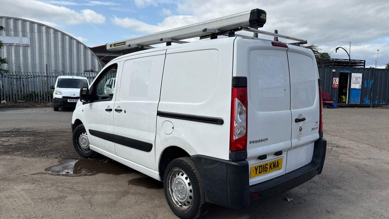 PEUGEOT EXPERT 1000 1.6 HDI 90PS - Small van: picture 3 PEUGEOT EXPERT 1000 1.6 HDI 90PS - Small van: picture 3