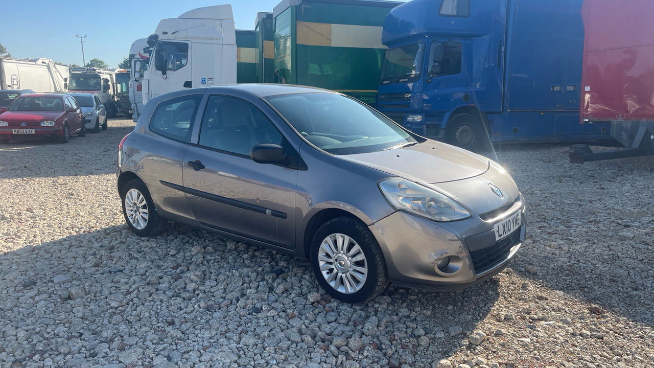 RENAULT CLIO 1.2 16V - Hatchback: picture 1 RENAULT CLIO 1.2 16V - Hatchback: picture 1