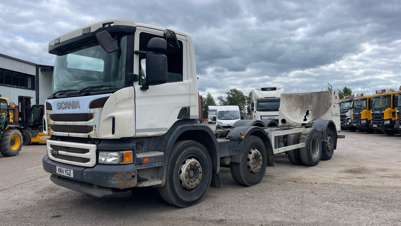 SCANIA P 370 - Cab chassis truck: picture 2 SCANIA P 370 - Cab chassis truck: picture 2