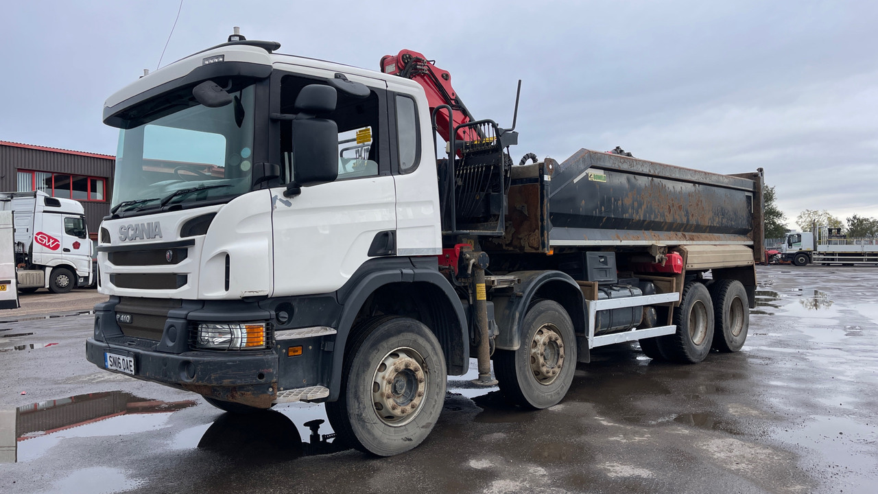 SCANIA P 410 - Tipper, Crane truck: picture 2 SCANIA P 410 - Tipper, Crane truck: picture 2