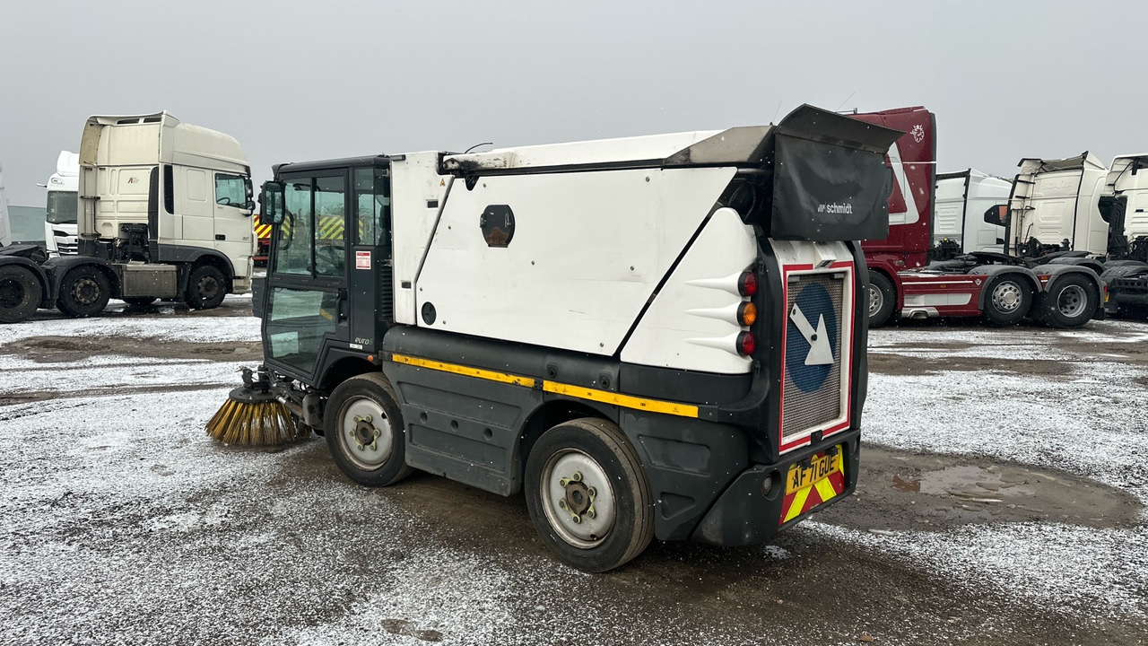 SCHMIDT SWINGO 200 - Road sweeper: picture 3 SCHMIDT SWINGO 200 - Road sweeper: picture 3