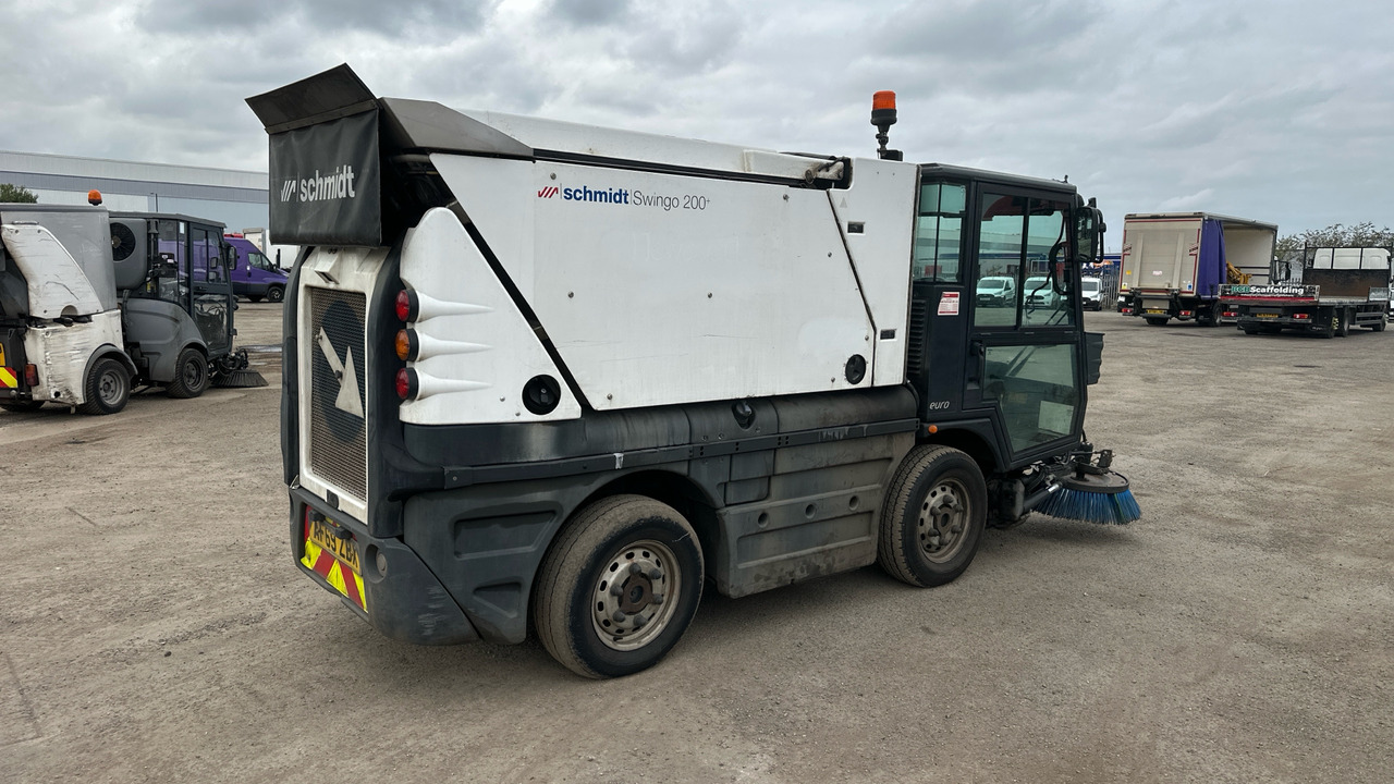 SCHMIDT SWINGO 200 - Road sweeper: picture 4 SCHMIDT SWINGO 200 - Road sweeper: picture 4