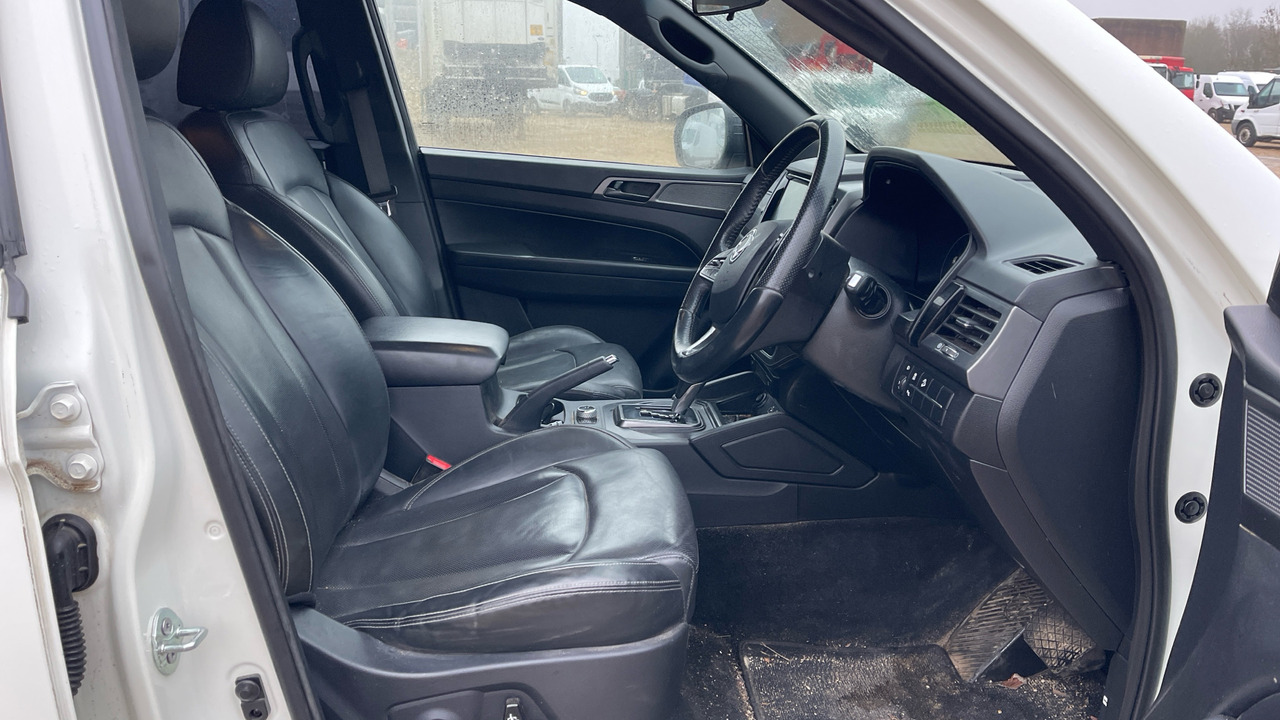 Ssangyong Musso 2.2TD 202PS SARACEN - Pickup truck, Combi van: picture 5 Ssangyong Musso 2.2TD 202PS SARACEN - Pickup truck, Combi van: picture 5