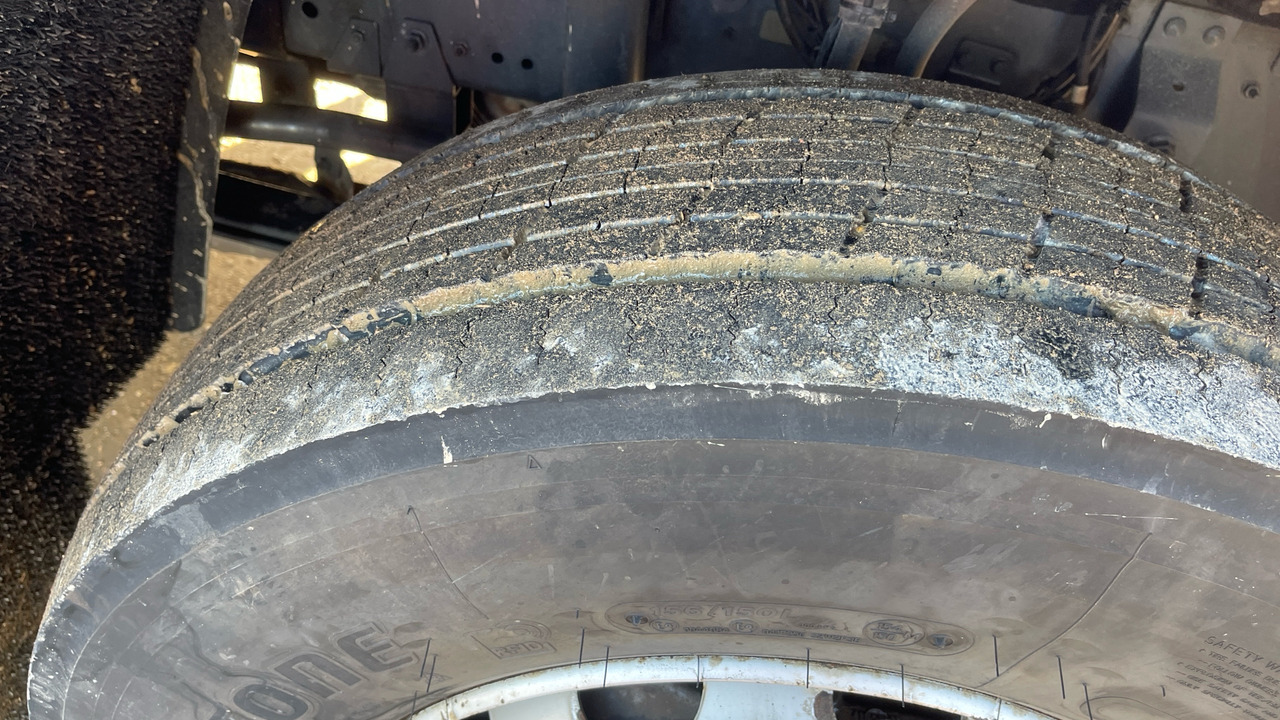 Tractor unit Daf CF 450: picture 19