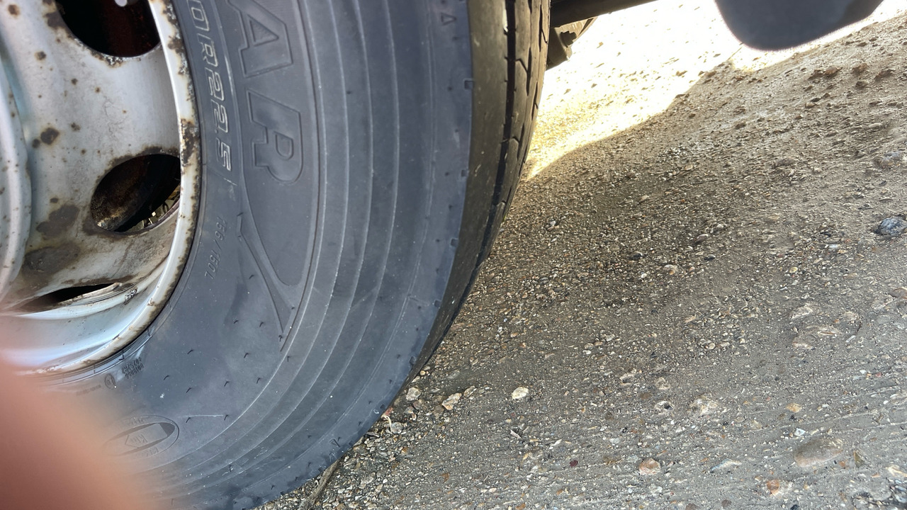 Tractor unit Daf CF 450: picture 18