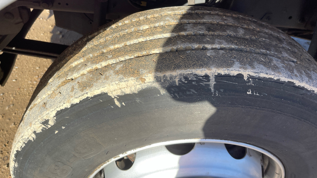 Tractor unit Daf CF 450: picture 14