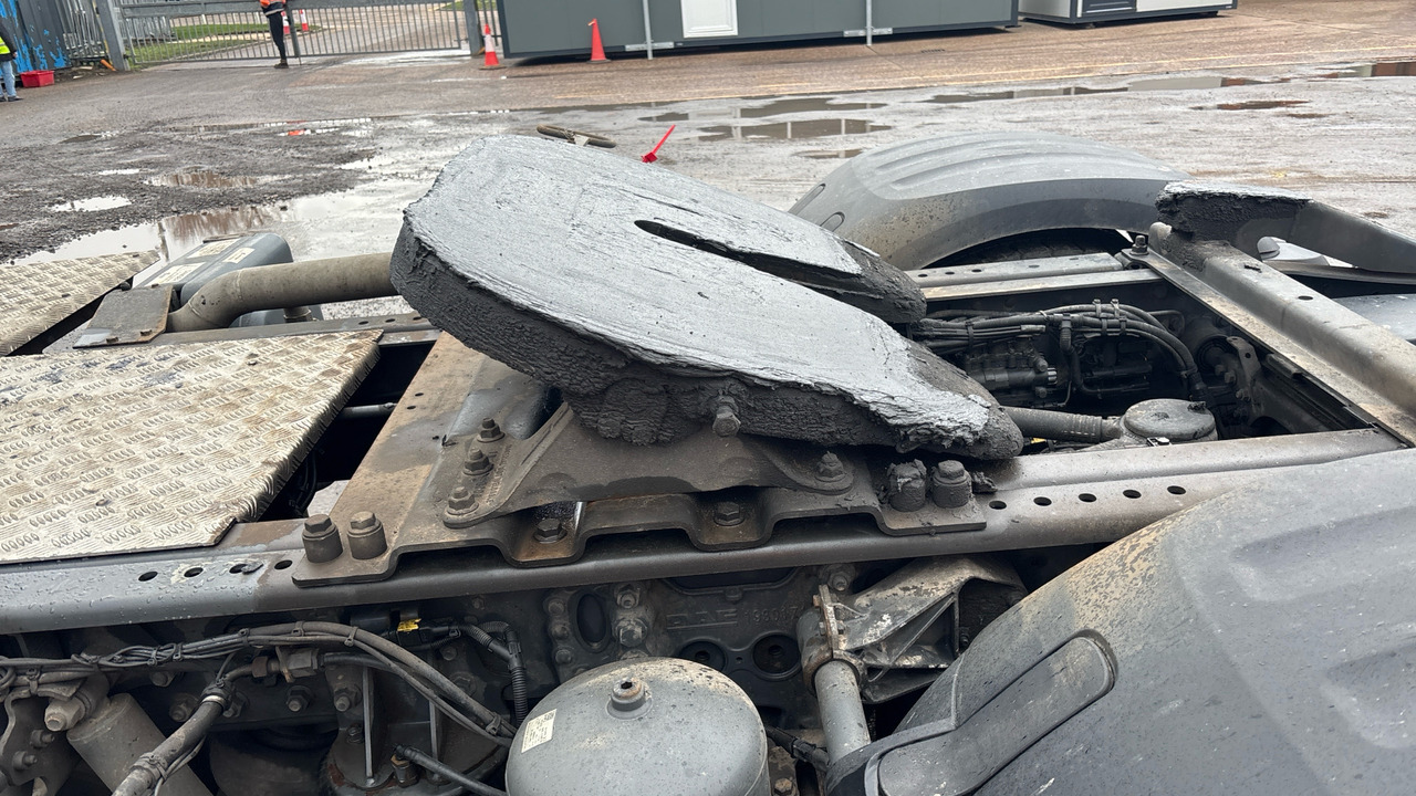 Tractor unit Daf CF 450: picture 23