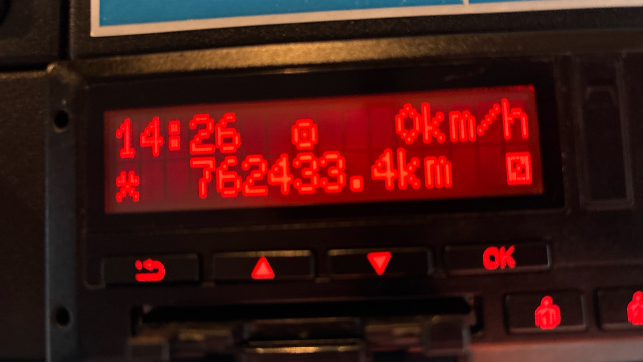 Tractor unit Daf CF 450: picture 9