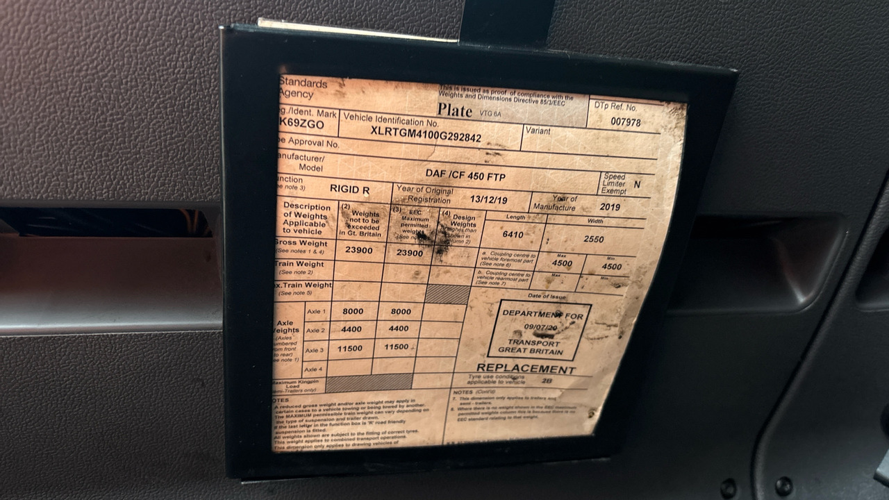 Tractor unit Daf CF 450: picture 11