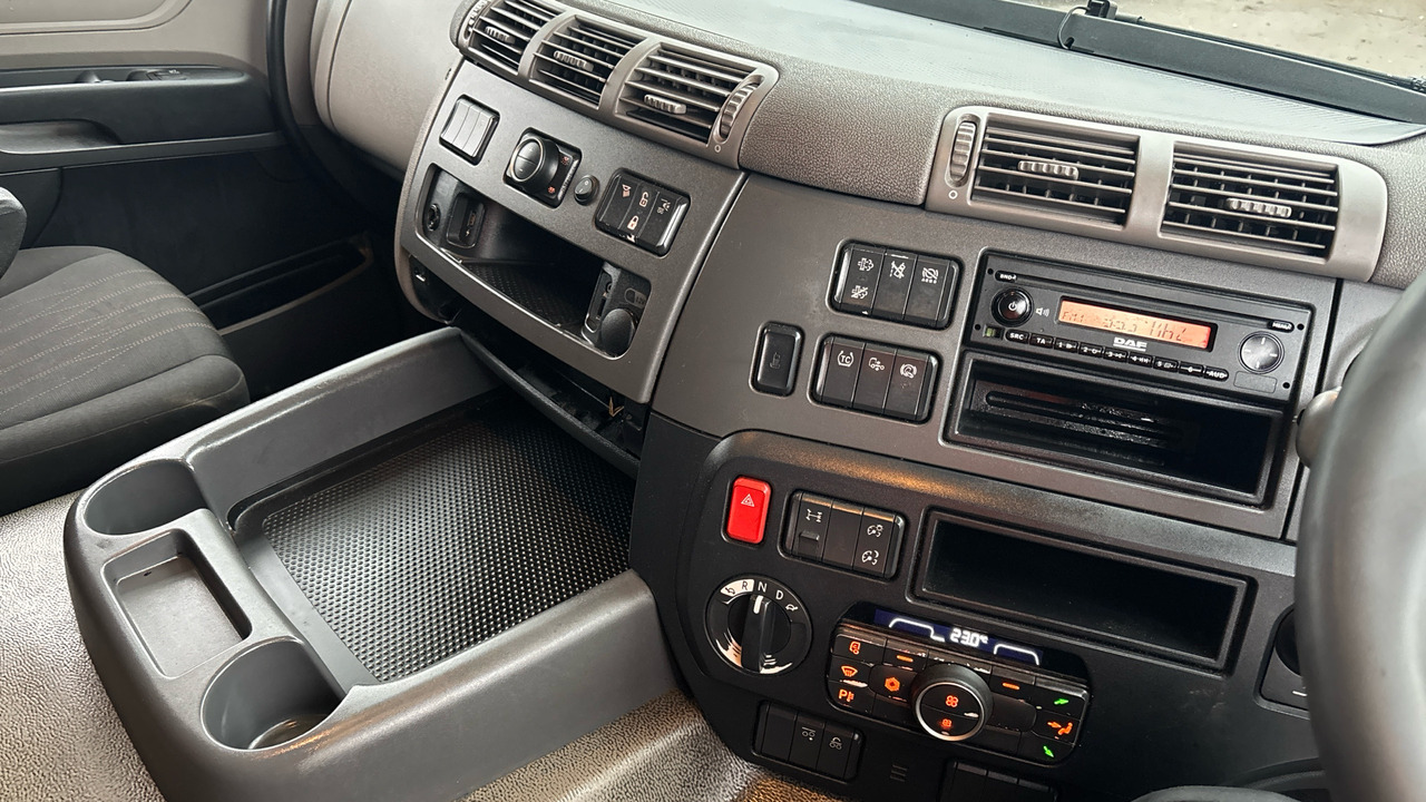 Tractor unit Daf CF 450: picture 7