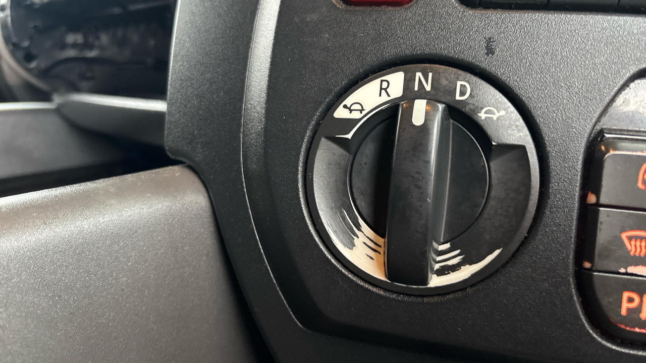 Tractor unit Daf CF 450: picture 15