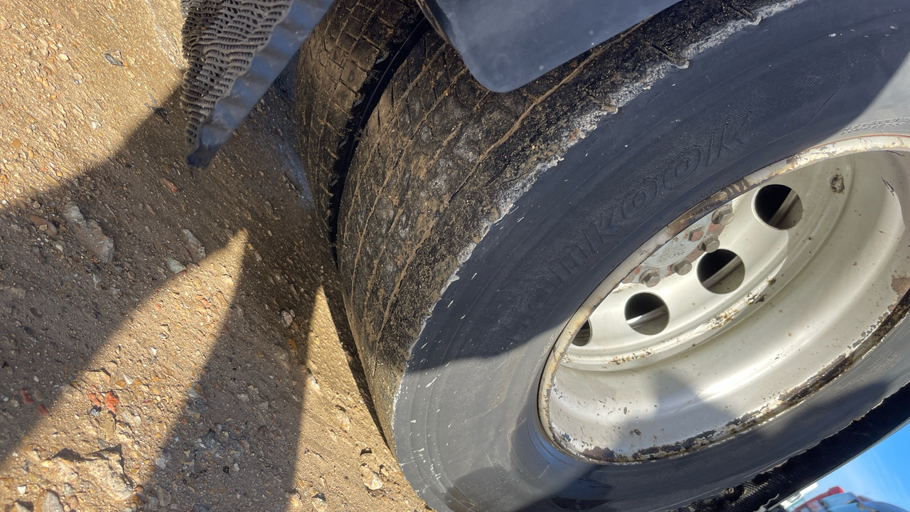 Tractor unit Daf CF 450: picture 16