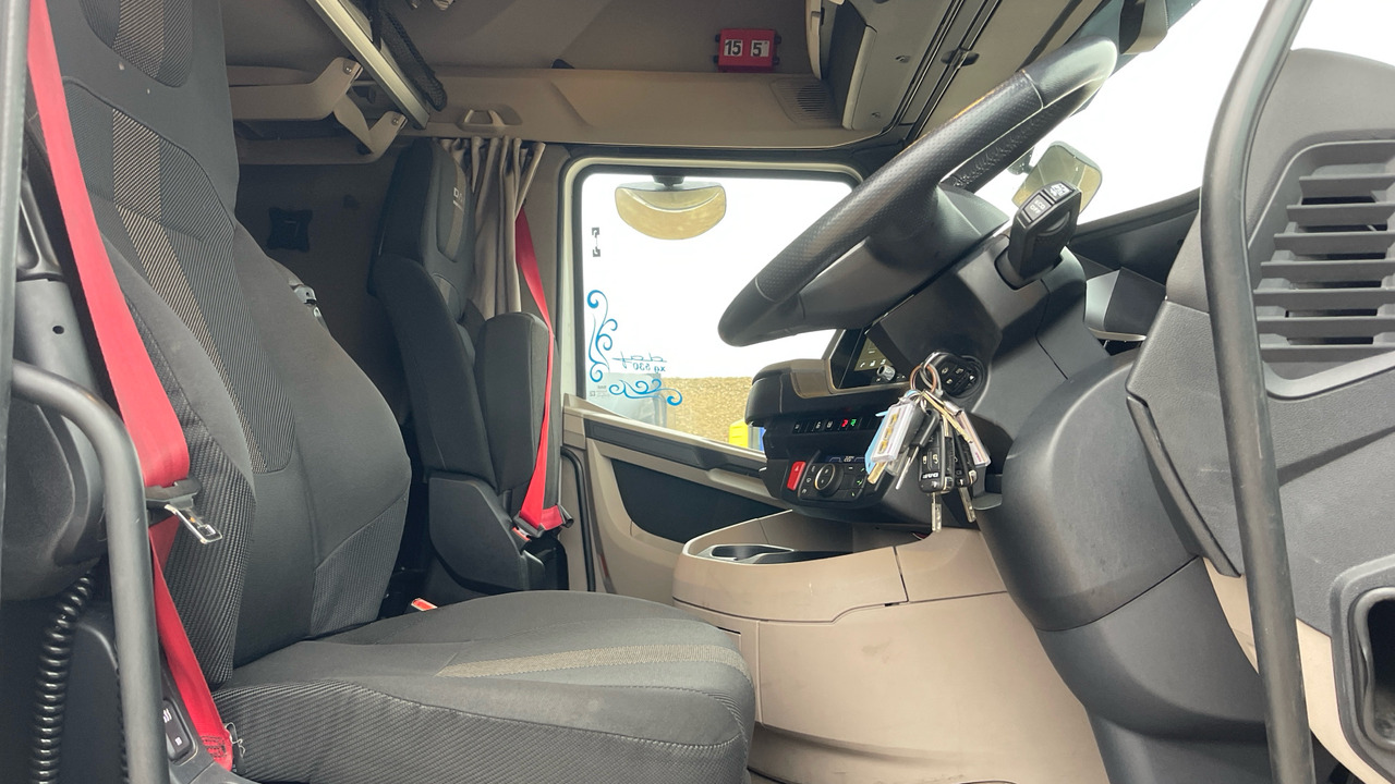 Daf XG 530 - Tractor unit: picture 5 Daf XG 530 - Tractor unit: picture 5