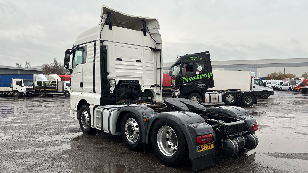 MAN TGX 26.440 - Tractor unit: picture 3 MAN TGX 26.440 - Tractor unit: picture 3