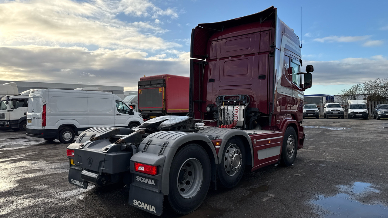 SCANIA R 520 V8 - Tractor unit: picture 4 SCANIA R 520 V8 - Tractor unit: picture 4