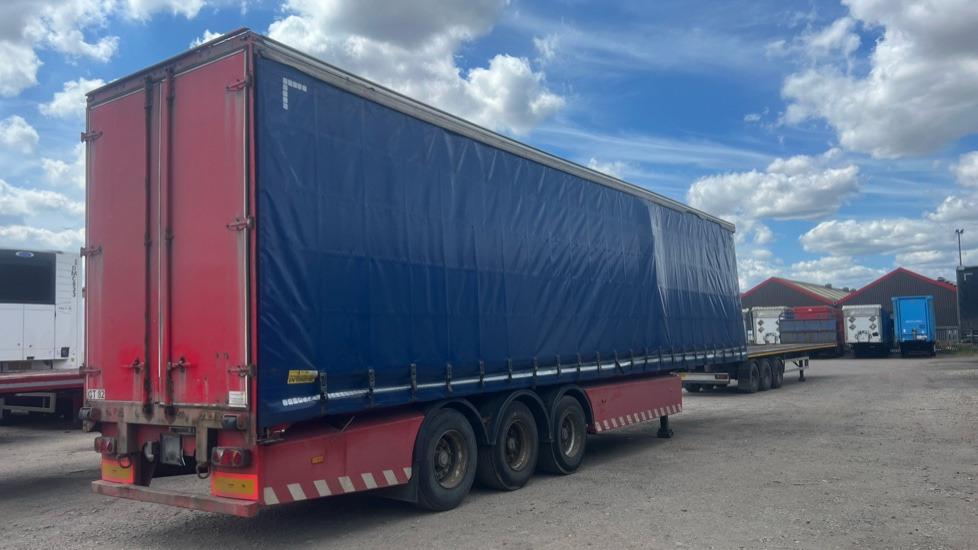 SDC CURTAINSIDE - Trailer: picture 4 SDC CURTAINSIDE - Trailer: picture 4