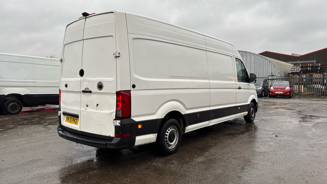 VOLKSWAGEN CRAFTER CR35 2.0 TDI 140PS TRENDLINE - Panel van: picture 4 VOLKSWAGEN CRAFTER CR35 2.0 TDI 140PS TRENDLINE - Panel van: picture 4