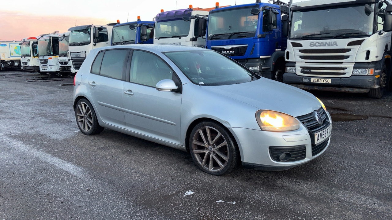 VOLKSWAGEN GOLF 2.0 GT Sport TDI 170 DPF - Hatchback: picture 1 VOLKSWAGEN GOLF 2.0 GT Sport TDI 170 DPF - Hatchback: picture 1
