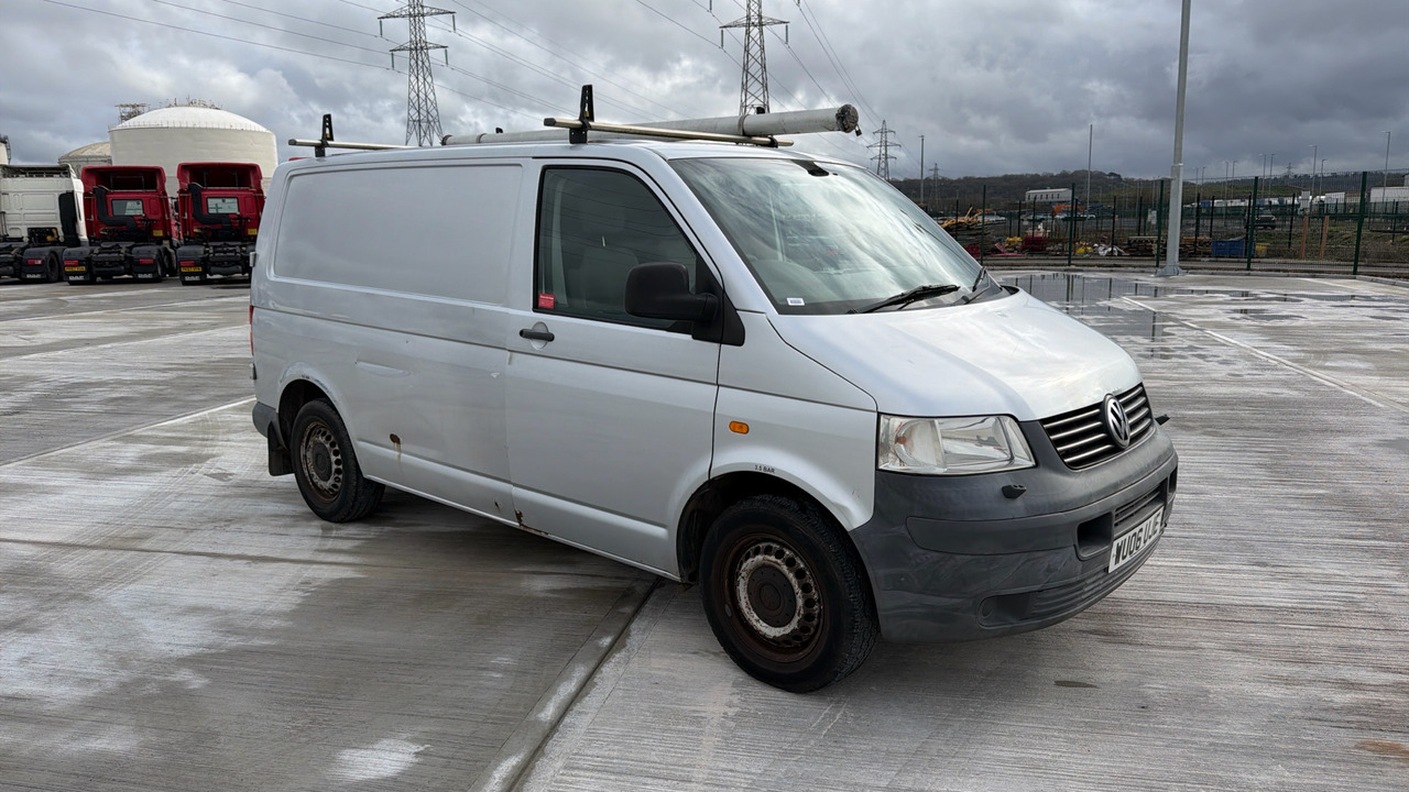 VOLKSWAGEN TRANSPORTER T30 2.5 TDI 130PS - Small van: picture 1 VOLKSWAGEN TRANSPORTER T30 2.5 TDI 130PS - Small van: picture 1
