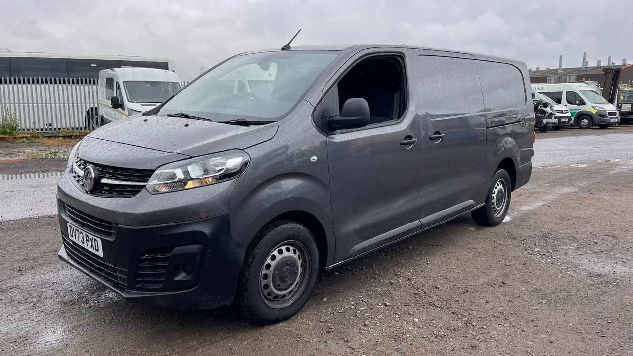 Vauxhall Vivaro 3100 2.0d 145PS Prime - Small van: picture 2 Vauxhall Vivaro 3100 2.0d 145PS Prime - Small van: picture 2