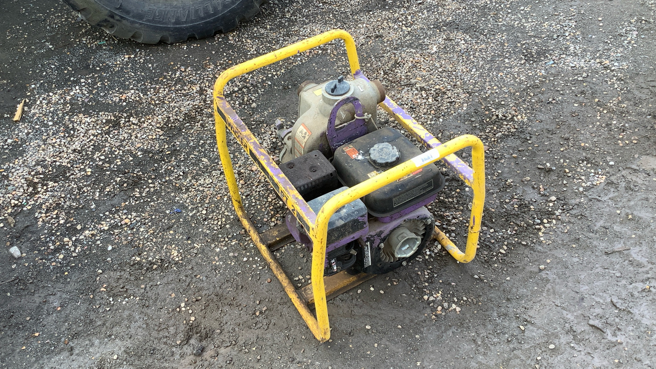 WACKER 2' WATER PUMP PT-2 - Construction equipment: picture 2 WACKER 2' WATER PUMP PT-2 - Construction equipment: picture 2