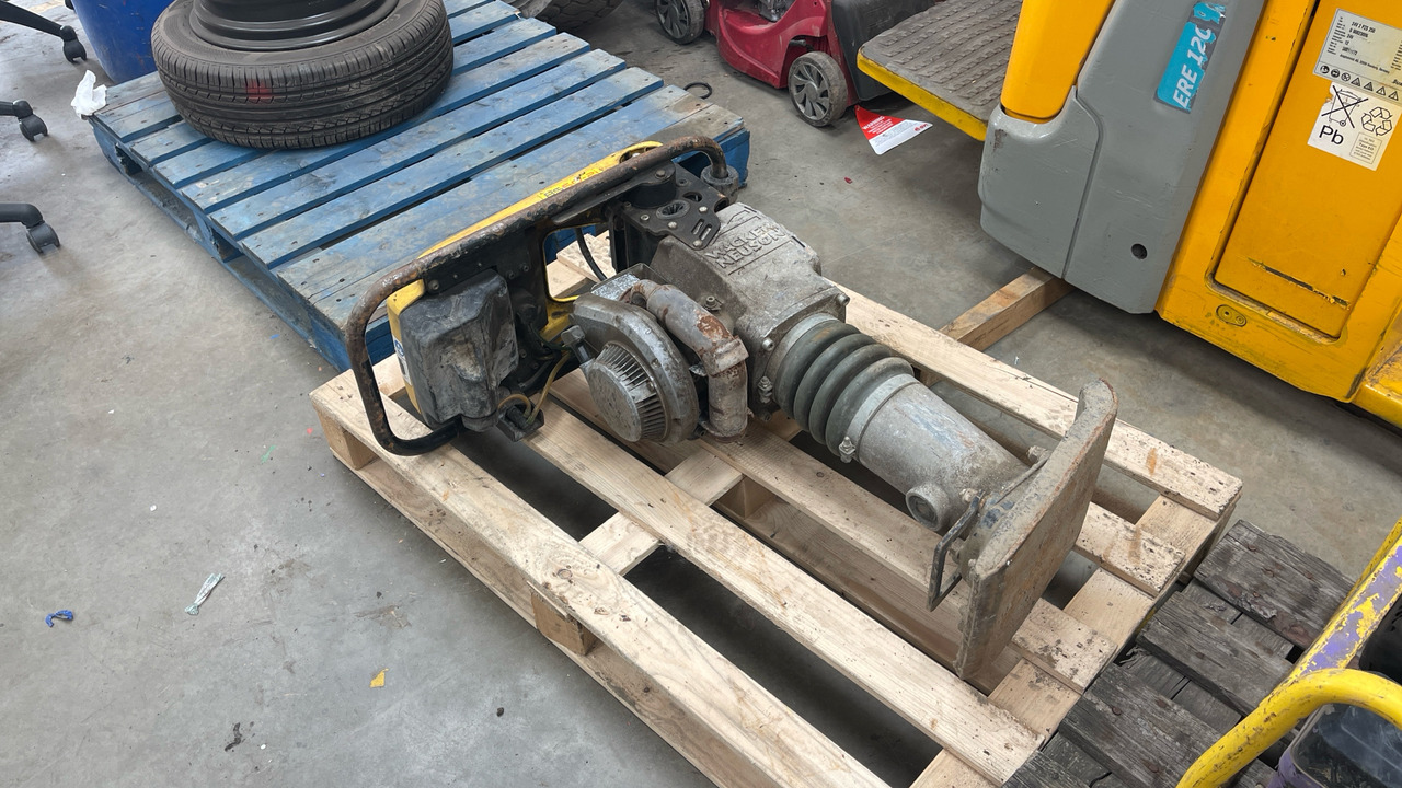 WACKER NEUSON BS-50-21 WHACKER PLATE, PETROL (UNTESTED) - Construction equipment: picture 2 WACKER NEUSON BS-50-21 WHACKER PLATE, PETROL (UNTESTED) - Construction equipment: picture 2