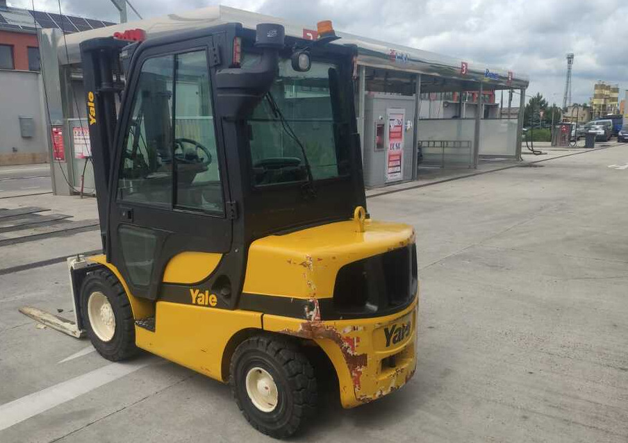 Yale GDP30VX - Diesel forklift: picture 2 Yale GDP30VX - Diesel forklift: picture 2