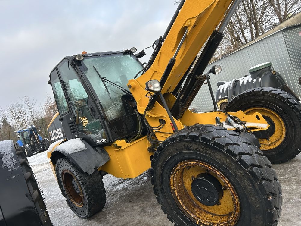 Ładowarka Teleskopowa JCB TM320 Agri Super Full - Telescopic wheel loader: picture 4 Ładowarka Teleskopowa JCB TM320 Agri Super Full - Telescopic wheel loader: picture 4