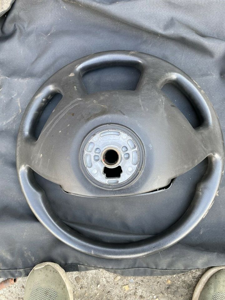 MAN TGL TGM Original Lenkrad Multifunktionslenkrad - Steering wheel for Truck: picture 4 MAN TGL TGM Original Lenkrad Multifunktionslenkrad - Steering wheel for Truck: picture 4
