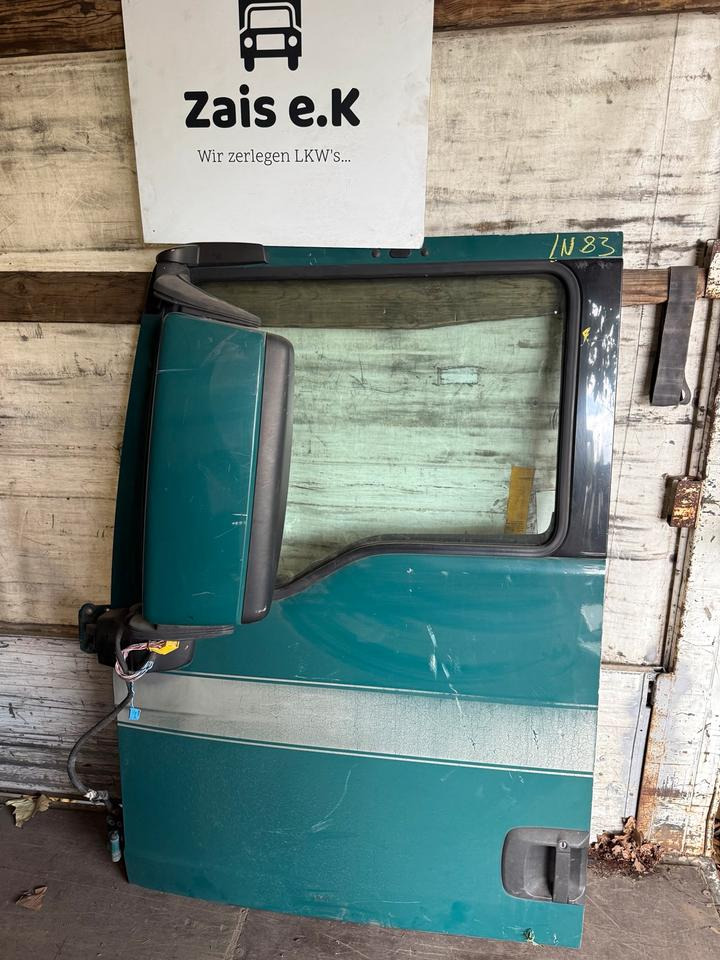 MAN TGX Fahrertür Grün mit Spiegel Innenverkleidung LN 83 - Door and parts for Truck: picture 1 MAN TGX Fahrertür Grün mit Spiegel Innenverkleidung LN 83 - Door and parts for Truck: picture 1