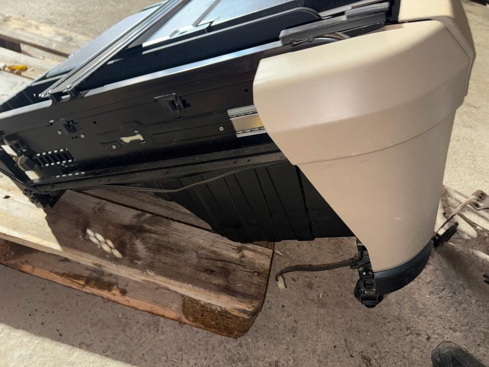 MAN TGX Kühlbox / Kühlschrank 81.63910-6163 - Cab and interior for Truck: picture 4 MAN TGX Kühlbox / Kühlschrank 81.63910-6163 - Cab and interior for Truck: picture 4