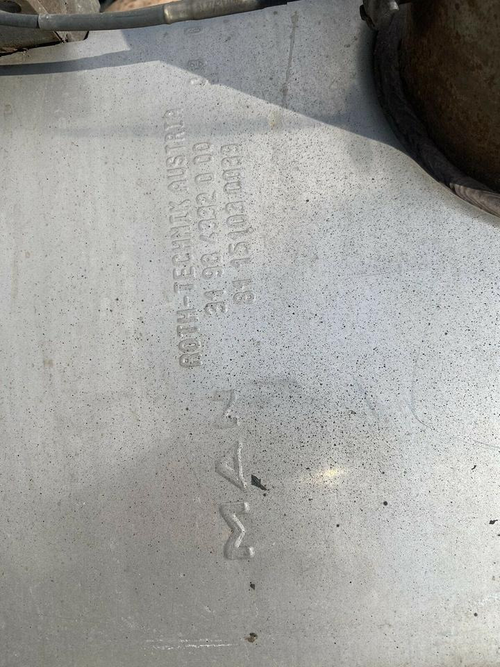 MAN TGX Schalldämpfer Auspuff EURO 5: 81 15103 0039 - Muffler for Truck: picture 5 MAN TGX Schalldämpfer Auspuff EURO 5: 81 15103 0039 - Muffler for Truck: picture 5