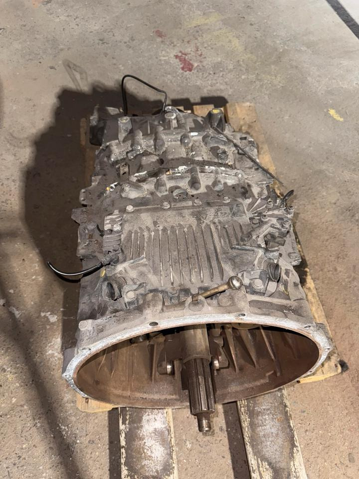 MAN ZF ASTRONIC 12 AS 2130 TD Getriebe + Nebenantrieb - Gearbox for Truck: picture 2 MAN ZF ASTRONIC 12 AS 2130 TD Getriebe + Nebenantrieb - Gearbox for Truck: picture 2