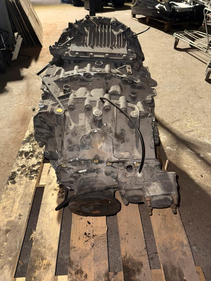 MAN ZF ASTRONIC 12 AS 2130 TD Getriebe + Nebenantrieb - Gearbox for Truck: picture 4 MAN ZF ASTRONIC 12 AS 2130 TD Getriebe + Nebenantrieb - Gearbox for Truck: picture 4