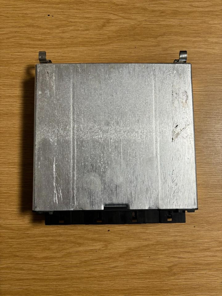 Mercedes Atego VDO Elektronik FMR Steuergerät A0004464502 - ECU for Truck: picture 2 Mercedes Atego VDO Elektronik FMR Steuergerät A0004464502 - ECU for Truck: picture 2