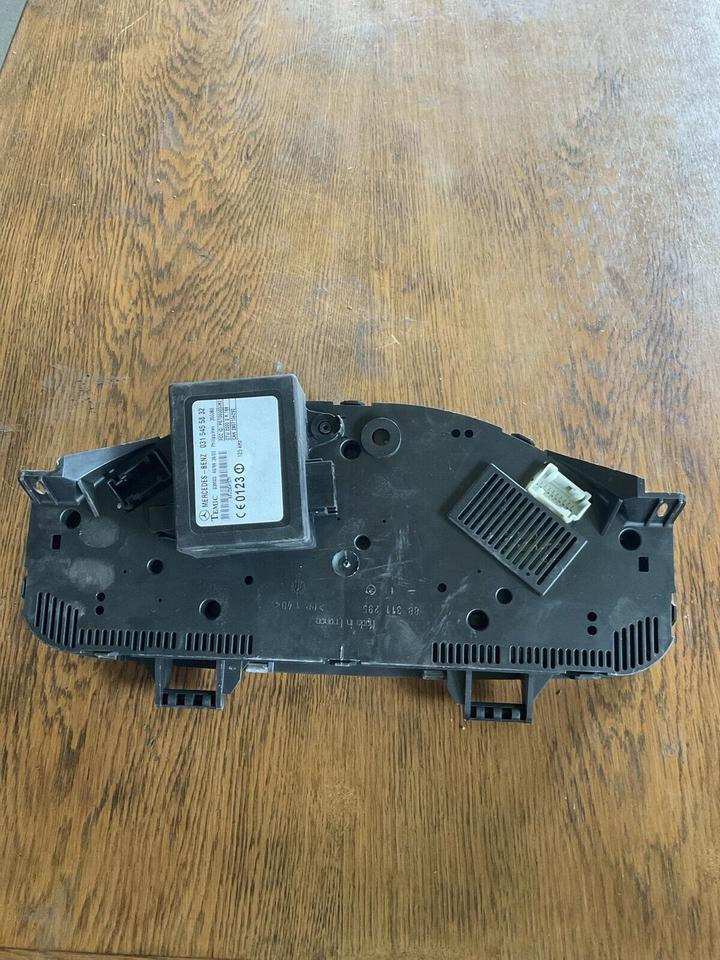 Mercedes Sprinter Kombiinstrument Tacho A0014468521 - Tachograph for Truck: picture 3 Mercedes Sprinter Kombiinstrument Tacho A0014468521 - Tachograph for Truck: picture 3