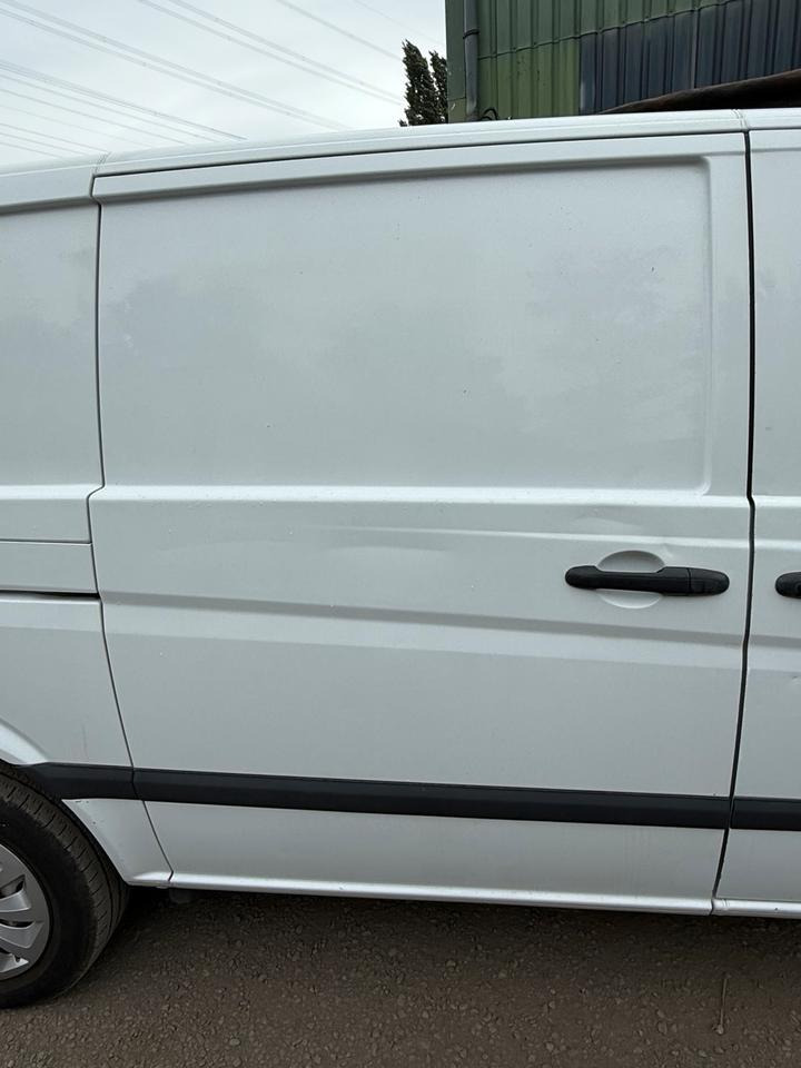 Mercedes VITO Seitentür Schiebetür BJ 2012 - Door and parts for Commercial vehicle: picture 1 Mercedes VITO Seitentür Schiebetür BJ 2012 - Door and parts for Commercial vehicle: picture 1