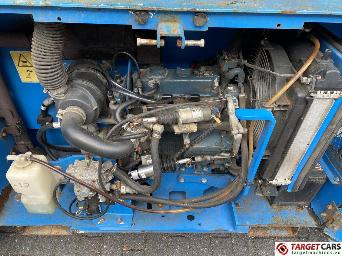 Scissor lift GENIE GS-4069RT LPG SCISSOR WORK LIFT GS4069 W/JACKLEGS 1412CM 11-11 1443HRS: picture 15