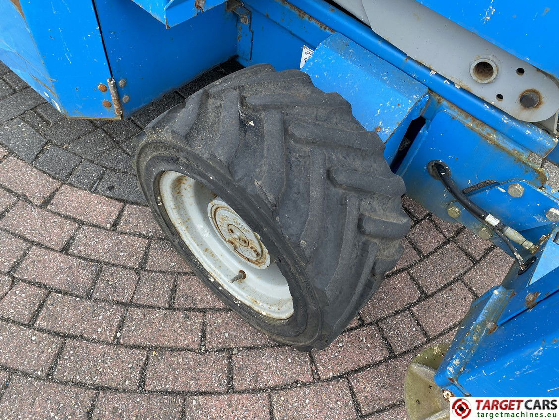 Scissor lift GENIE GS-4069RT LPG SCISSOR WORK LIFT GS4069 W/JACKLEGS 1412CM 11-11 1443HRS: picture 24