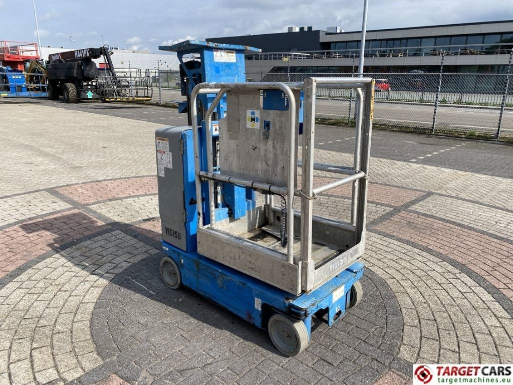 Genie GR-15 Runabout Electric Vertical Mast Lift 652cm - Vertical mast lift: picture 2 Genie GR-15 Runabout Electric Vertical Mast Lift 652cm - Vertical mast lift: picture 2