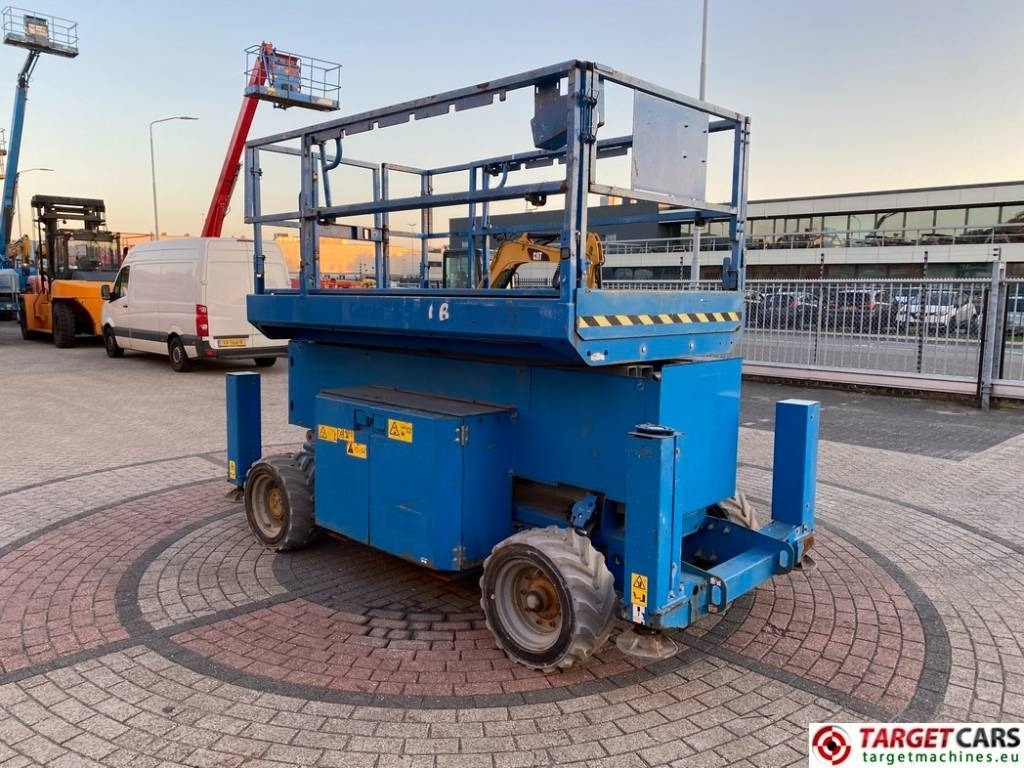 Genie GS-4069 DC Electric GS4069 Scissor WorkLift 1412cm - Scissor lift: picture 2 Genie GS-4069 DC Electric GS4069 Scissor WorkLift 1412cm - Scissor lift: picture 2