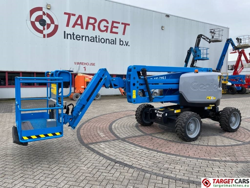 Genie Z-45/25J RT Diesel 4x4 Articulated Boom Lift 16M - Articulated boom: picture 1 Genie Z-45/25J RT Diesel 4x4 Articulated Boom Lift 16M - Articulated boom: picture 1
