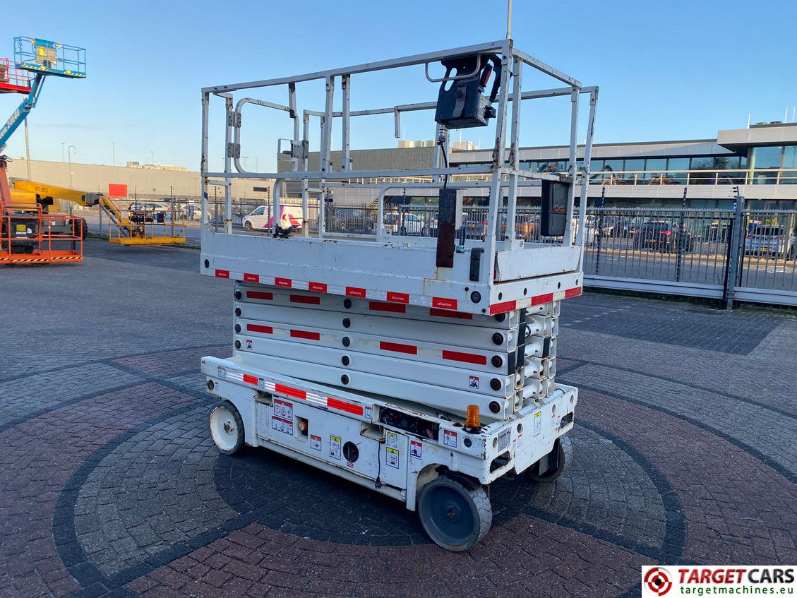 HAULOTTE COMPACT 14 ELECTRIC SCISSOR WORKLIFT 1385CM 2015 CE807405 - Scissor lift: picture 2 HAULOTTE COMPACT 14 ELECTRIC SCISSOR WORKLIFT 1385CM 2015 CE807405 - Scissor lift: picture 2