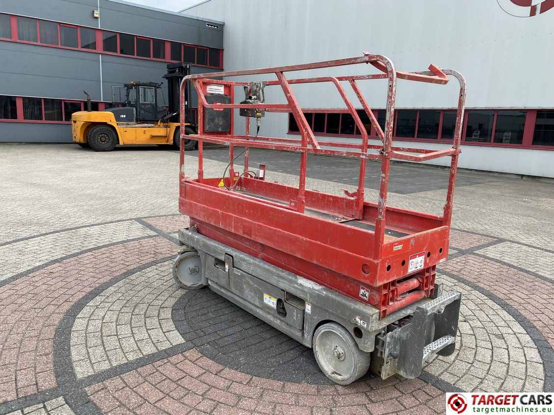 HAULOTTE COMPACT 8 ELECTRIC SCISSOR WORKLIFT 818CM 2015 CE156637 DEFECT - Scissor lift: picture 4 HAULOTTE COMPACT 8 ELECTRIC SCISSOR WORKLIFT 818CM 2015 CE156637 DEFECT - Scissor lift: picture 4