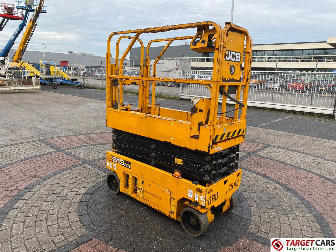 JCB S1930E ELECTRIC SCISSOR WORK LIFT 780CM 2017 188HRS 2532621 - Scissor lift: picture 2 JCB S1930E ELECTRIC SCISSOR WORK LIFT 780CM 2017 188HRS 2532621 - Scissor lift: picture 2