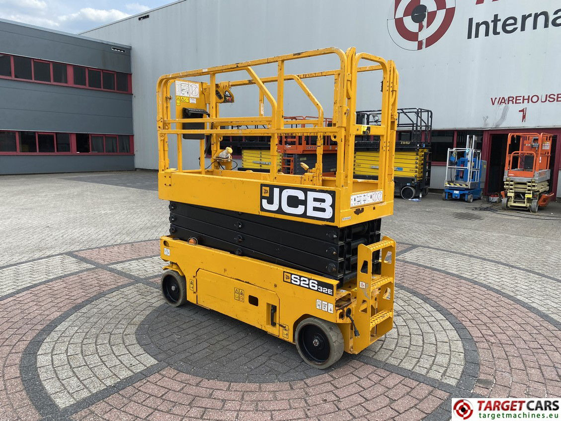 JCB S2632E ELECTRIC SCISSOR WORK LIFT 1010CM 2020 048HRS 5311685 - Scissor lift: picture 4 JCB S2632E ELECTRIC SCISSOR WORK LIFT 1010CM 2020 048HRS 5311685 - Scissor lift: picture 4