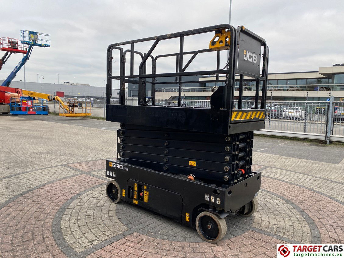 JCB S4046E ELECTRIC SCISSOR WORK LIFT 1390CM 2018 168HRS 2535526 - Scissor lift: picture 2 JCB S4046E ELECTRIC SCISSOR WORK LIFT 1390CM 2018 168HRS 2535526 - Scissor lift: picture 2